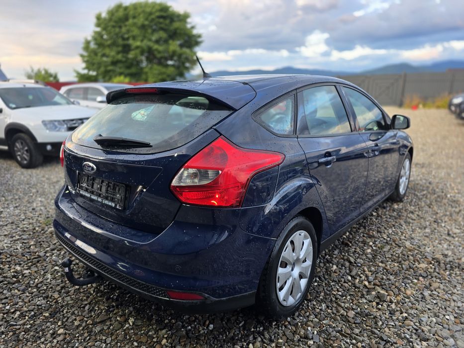 FORD Focus 2014 — imagine 3