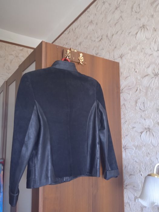 Продам замшевую куртку Турция