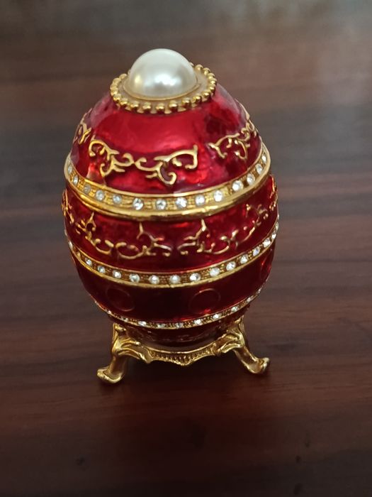 Декоративная шкатулка яйцо Фаберже