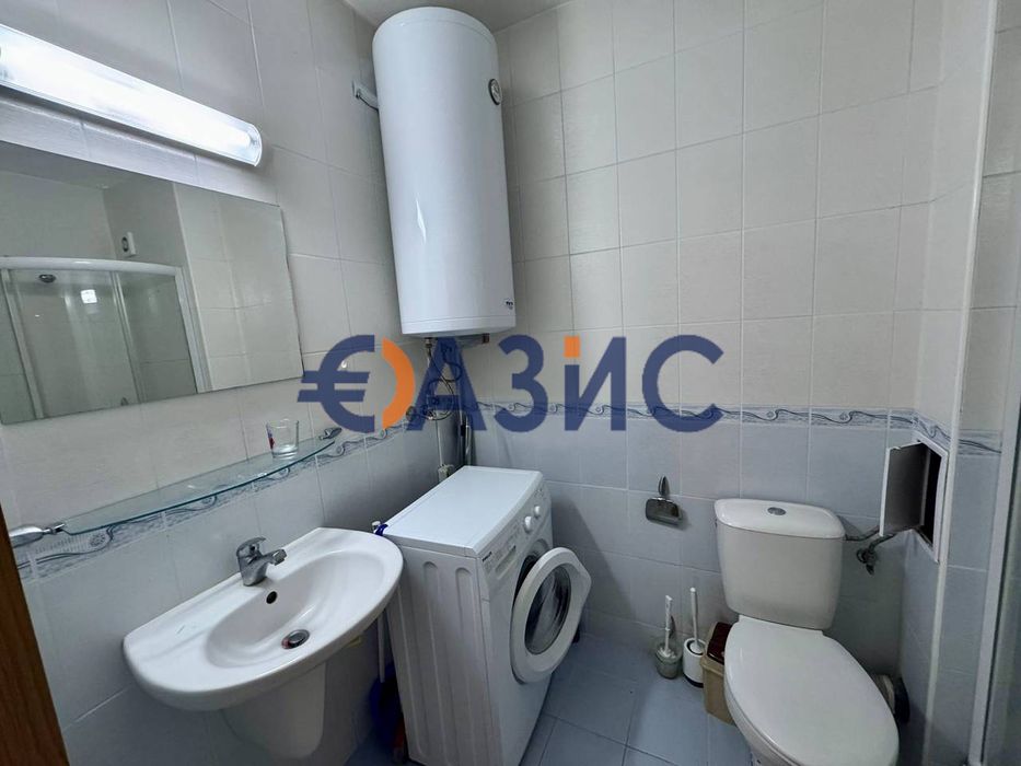 Продава се Двустаен апартамент в к.к. Слънчев бряг - 64 кв.м за 693 €/кв.м - Снимка #6