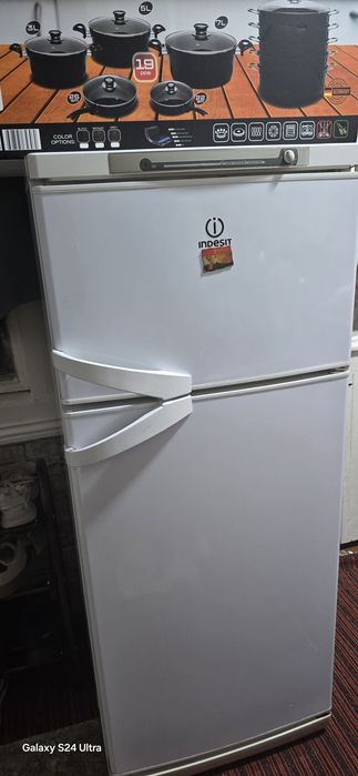 Холодильник индезит