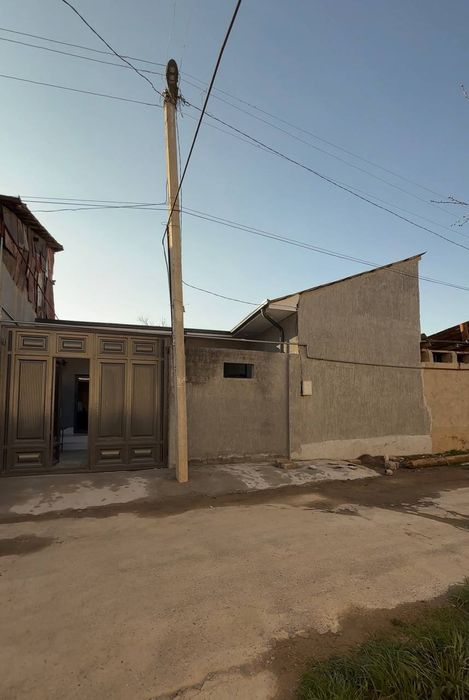 Куктеракдан утганда Култепа махалада 1.5 сотиг 4 хона уй сотилади