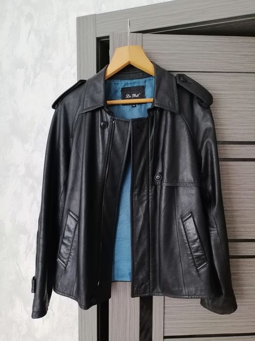 Продам кожаные куртки.