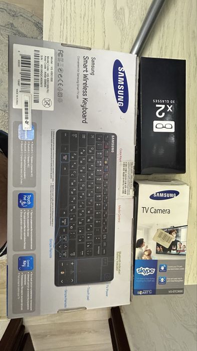 Продам б/у Смарт телевизор Самсунг 120 диагональ