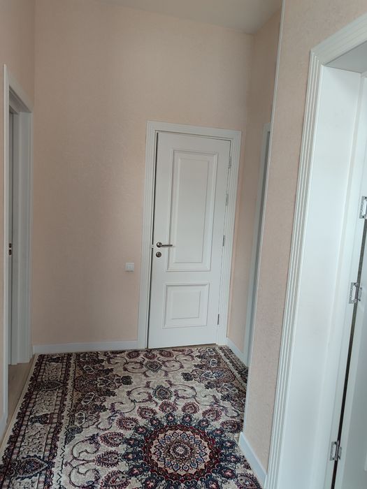 Yengi qurilgan kotedj