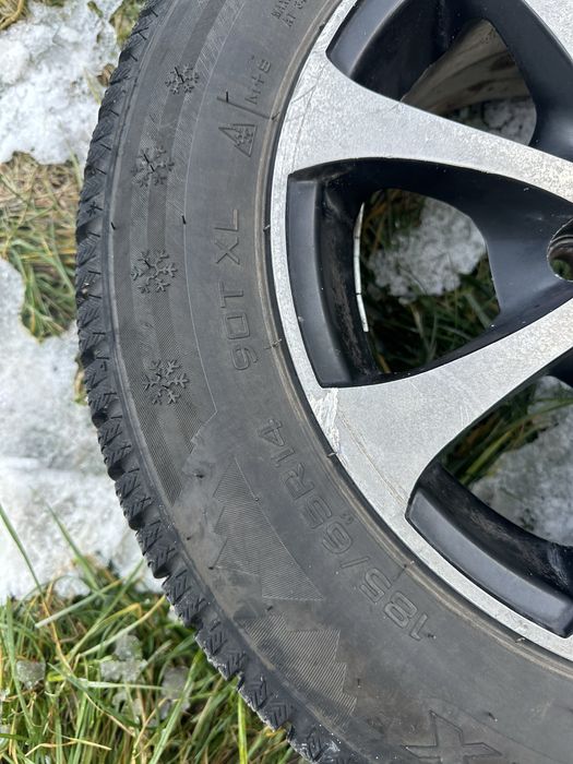 Продам диски с резиной