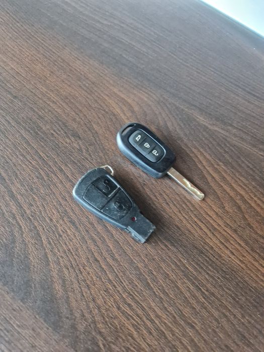 Ключ  Renault,  Mercedes