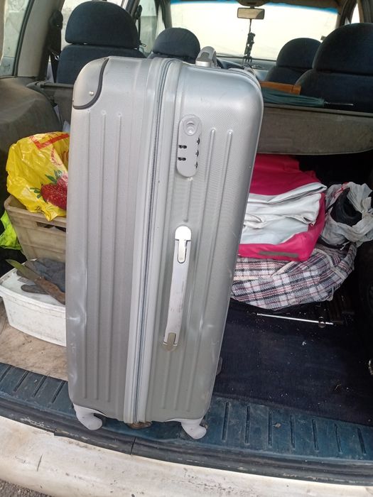 Куфар за пътуване за дълги разстояния