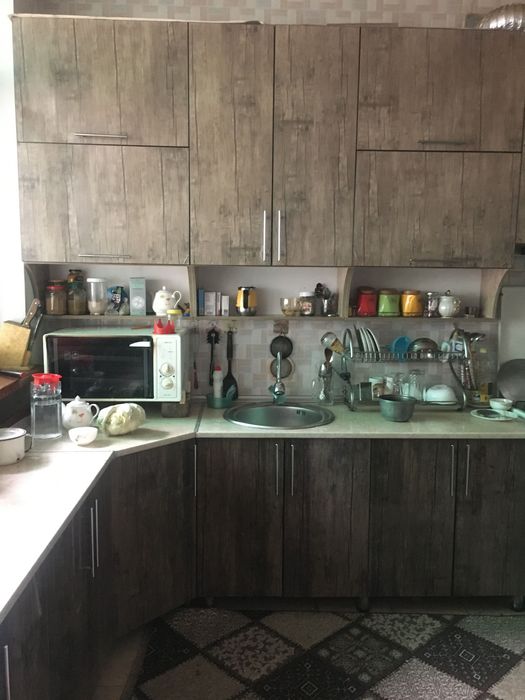 Янгиобод мах 4,09 соток 7 хона 2 санузел евро ховли сотилади