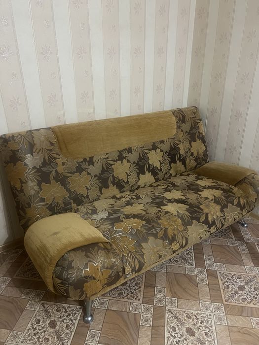 Диван и 2 кресла