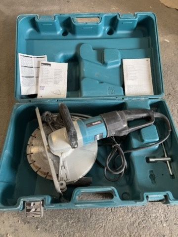 Макита /Makita Ъглошлайф  (ракета, флекс голям) за сухо рязане