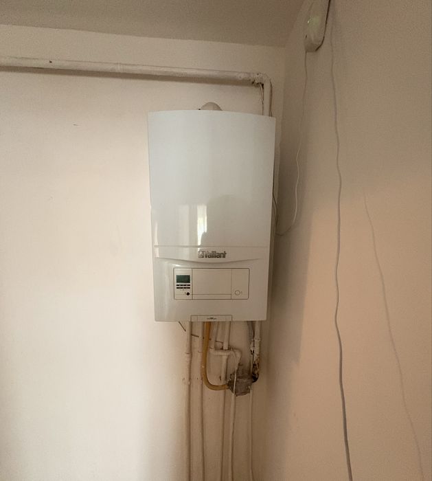 2 camere, parter, zona Spital/Asirom/Șc. 2