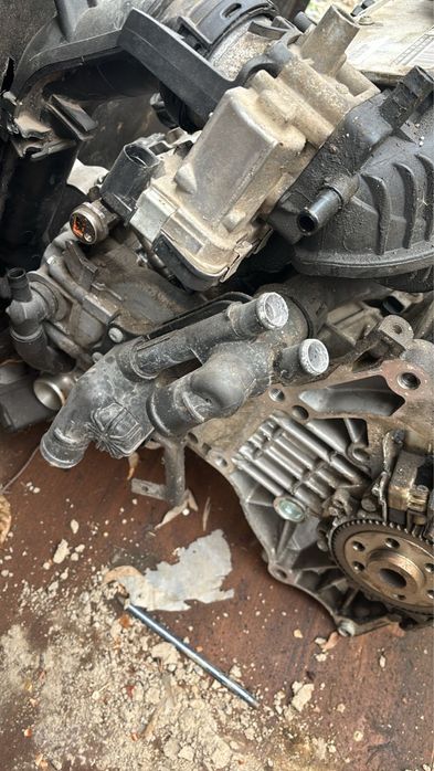 Мотор на volkswagen caddy 1,6