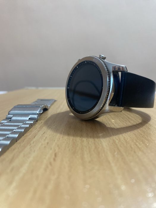 Samsung Gear S3 Classic – Elegant, Premium, cu Încărcător Original
