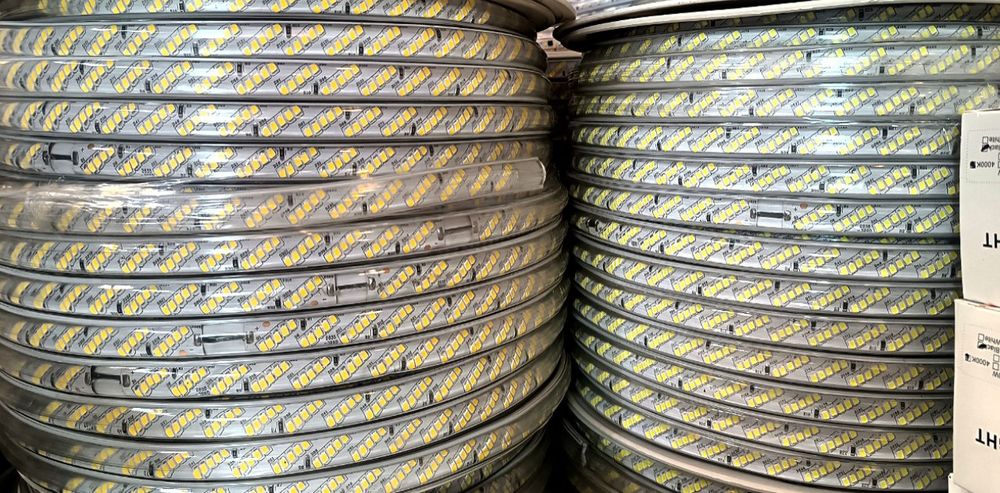 LED lenta  podsvetka metraj подсветка лед лента метраж неон  акрилл