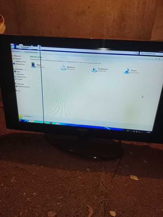 Продам телевизор Samsung на запчасти