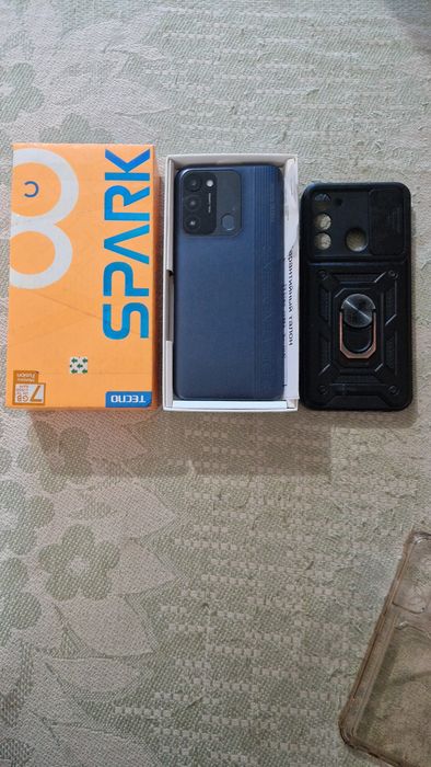Tecno spark 8c 4+3/128