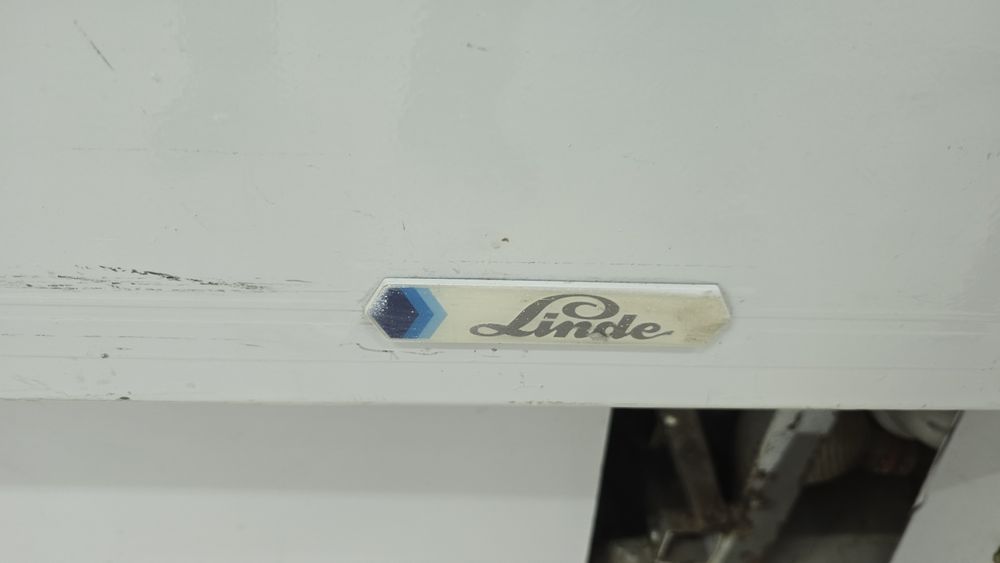 Витринный холодильник