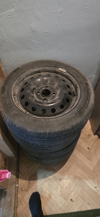 185/60/R15 летны, калпактарымен