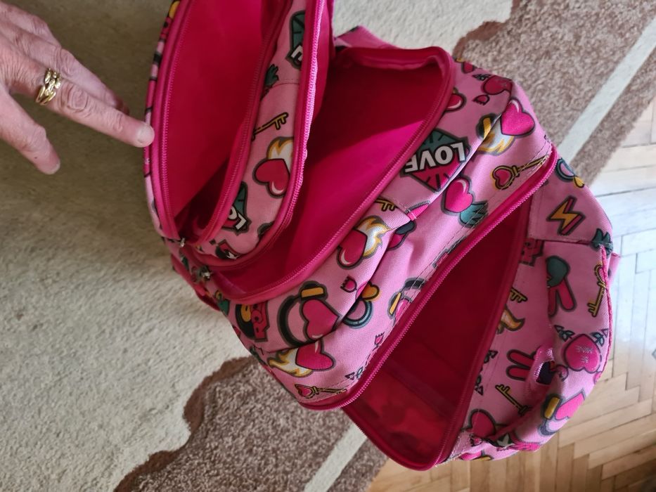 Раници по 15лв..