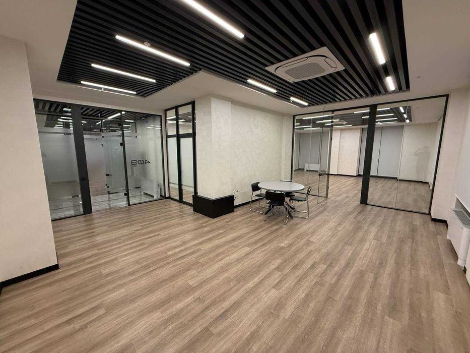 Аренда офиса 113 кв в бизнес центре New Era Business center