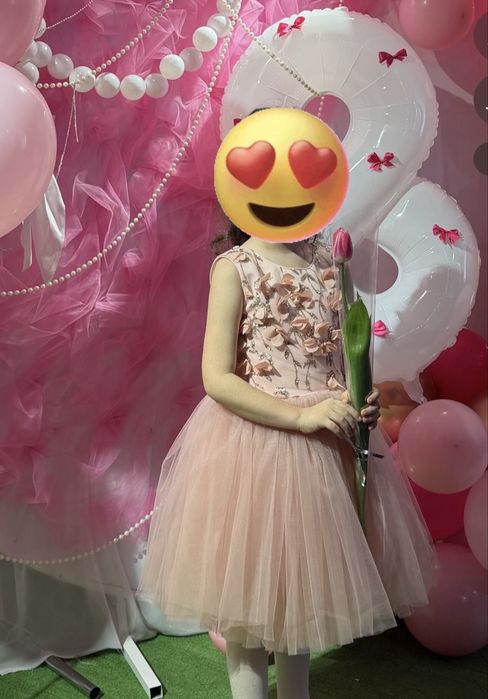 Продам вечернее платье на девочку