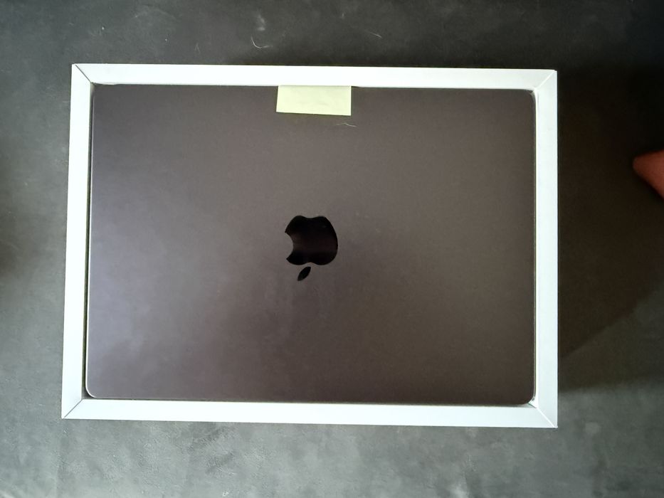 Macbook Pro M3 Pro 11CPU/14GPU 18RAM 512SSD