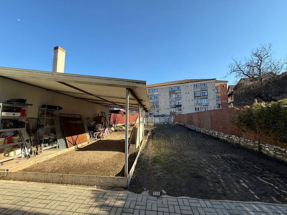 Spațiu comercial + apartament + teren – Aiud