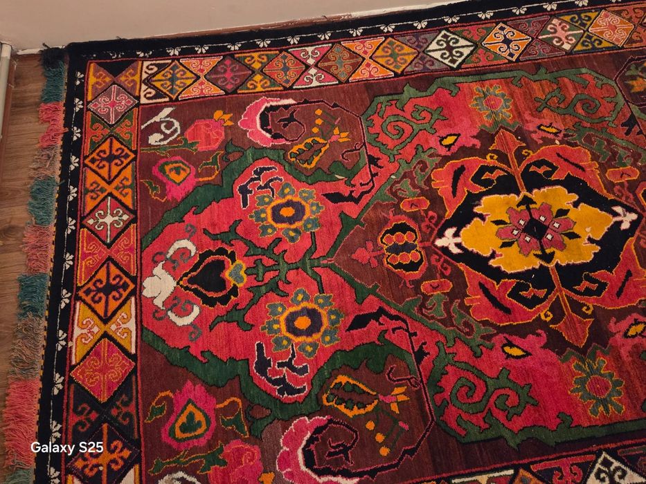 Тоқылған килем от руки