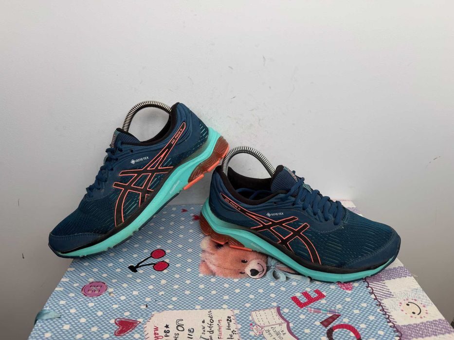ASICS GEL-PULSE 11 Gore-TEX''оригинални маратонки 37.5 номер
