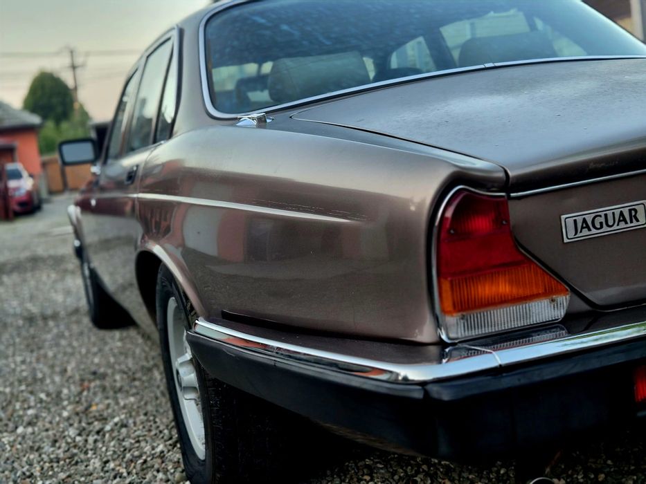 JAGUAR XJ 1986 — imagine 4