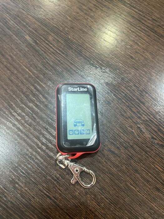 Продам оригинальный брелок Старлайн E96