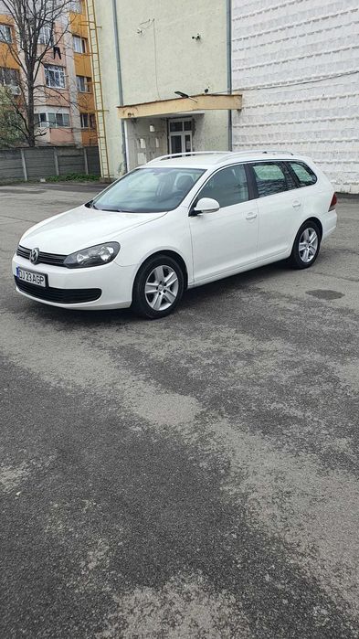 Volkswagen Golf 6 Variant, motor 1,6 Diesel, an de fabricație 2010.