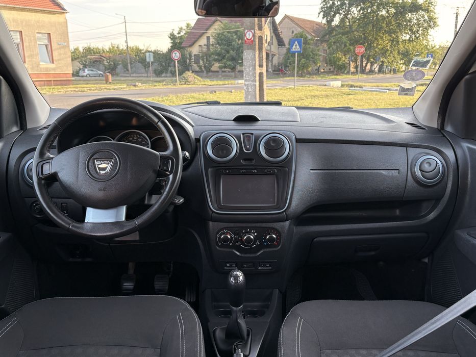 DACIA Lodgy 2017 — imagine 5