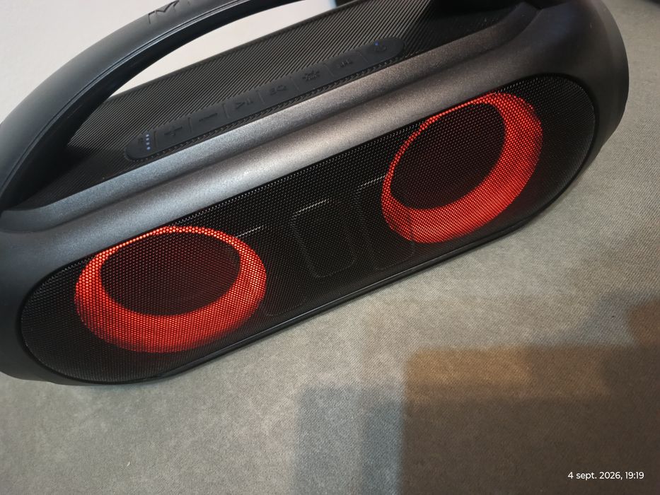 Boxă Portabilă MIIEGO MiiBLASTER GO Denmark – 30W, Rezistentă la Apă (IPX5), Sunet Spațial, Lumini RGB, USB-C & AUX