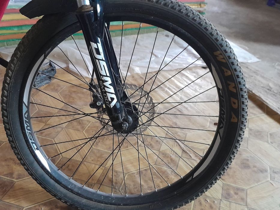 Лёгкий велосипед для прогулок и спорта