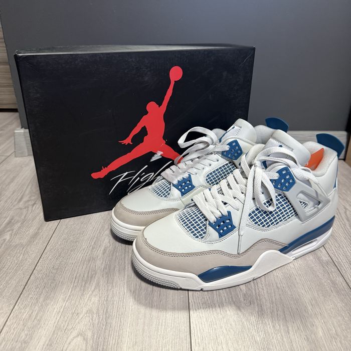 Jordan 4 Military Blue