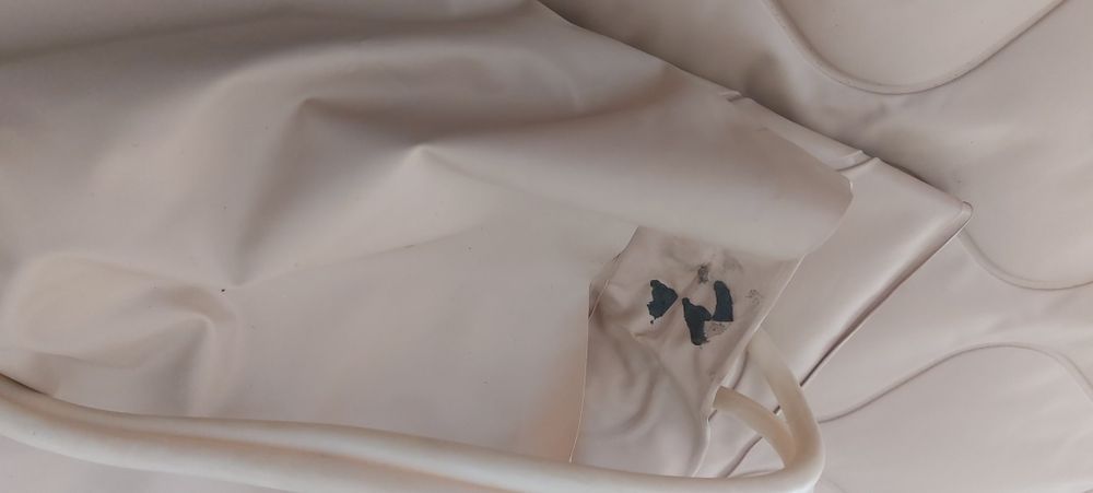 Отдам матрас протевопролежневый ПРОПУСКАЕТ