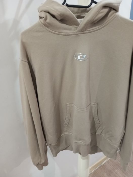 Суичър Diesel и Екип H&M