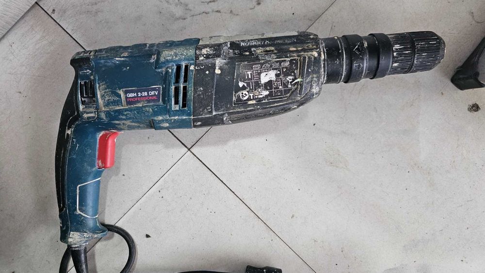 Перфоратор Bosch GBH 2-28 dfv