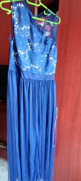 Vând rochie de dama