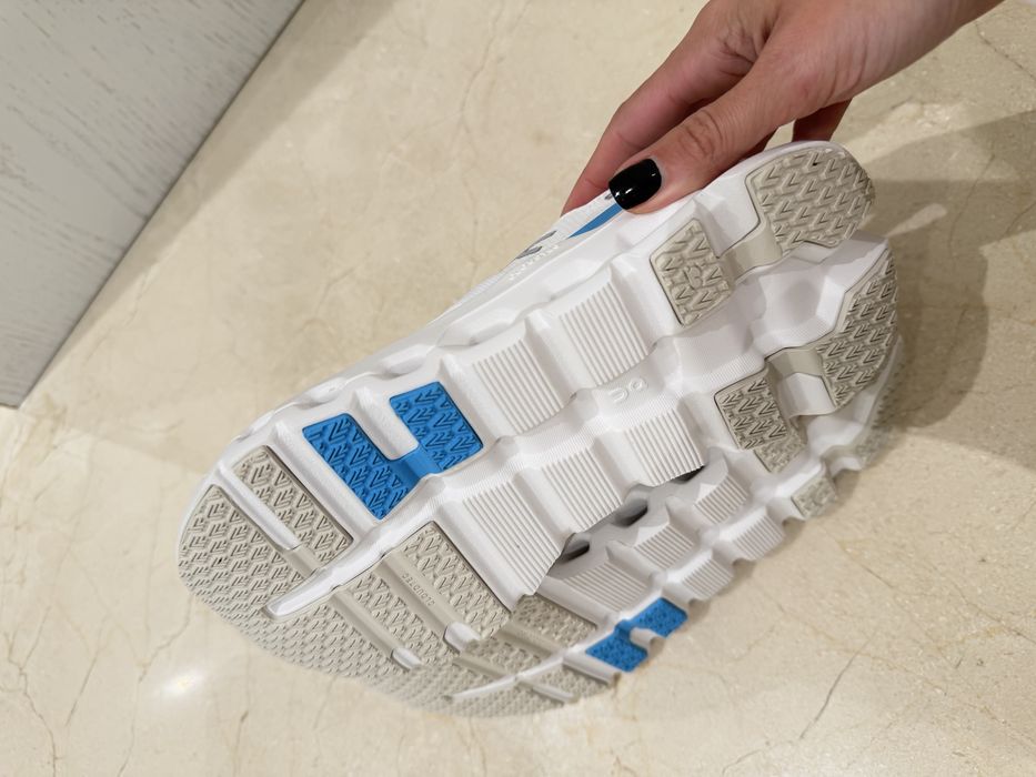 On running маратонки