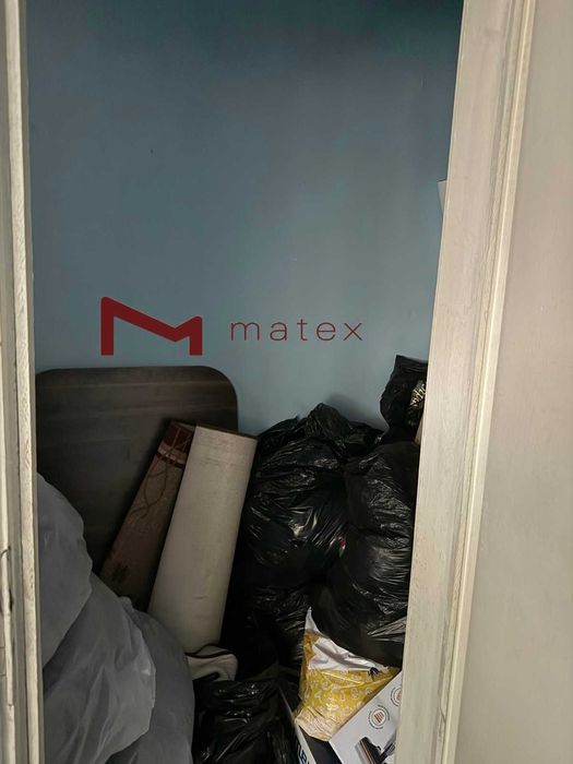 Тристаен зад ВИНС ТОП ЛОКАЦИЯ - Траян Кателиев