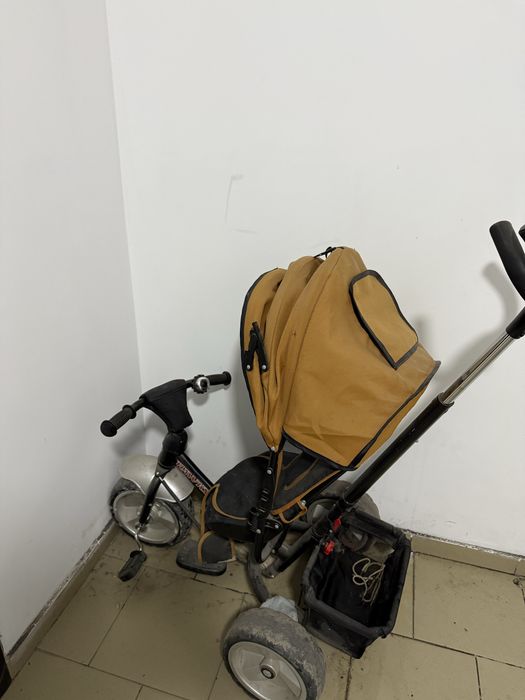 продам коляску прогулочная в хорошем состаяние