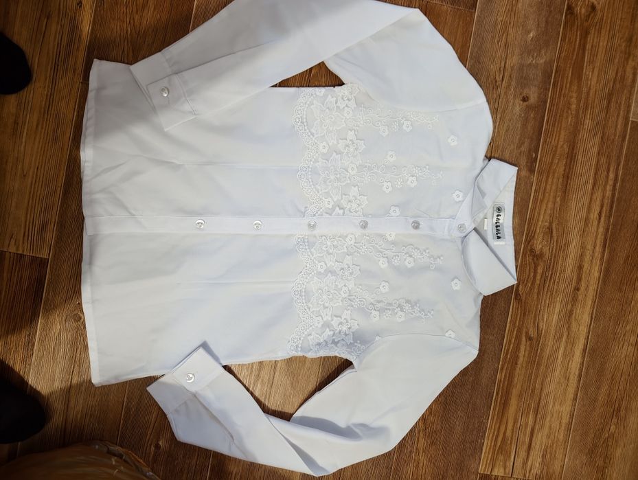 Рубашки школьные