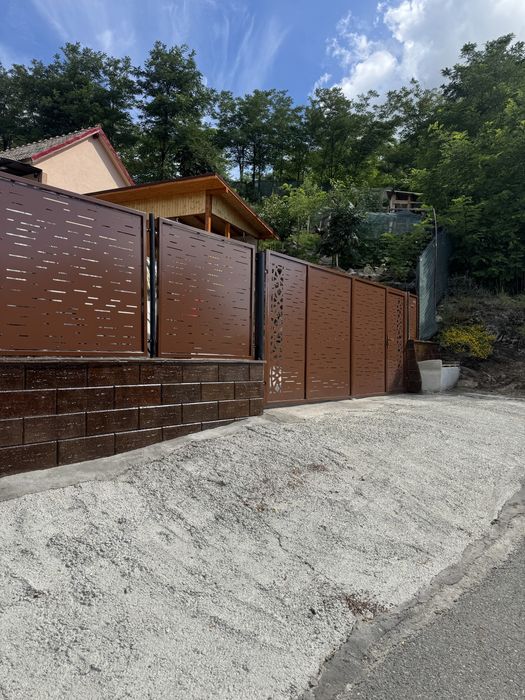 Confectionam garduri porti si balustrade din Alubond!