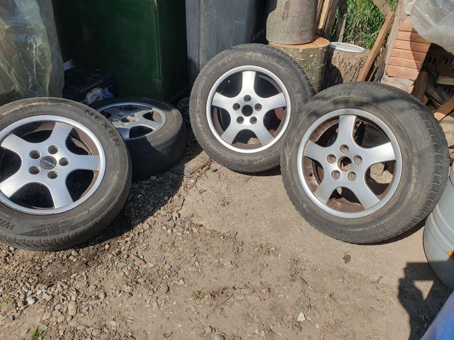 Vând jante pe 15