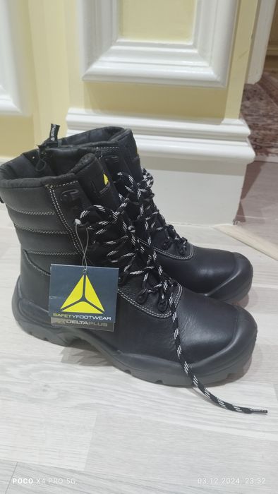 Мамандар киімі /