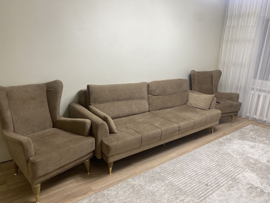 Диван с креслом в отличном состоянии