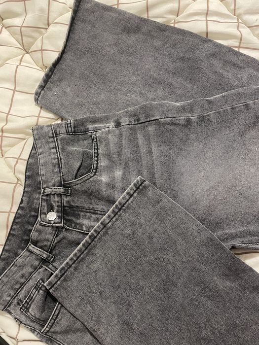 Дънки! Тип flare, размер М (38)